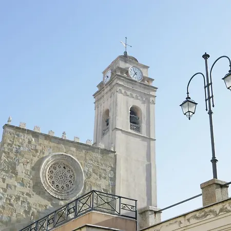 Bed & Breakfast Al Civico16 *