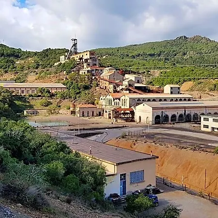 Al Civico16 Alojamento de Acomodação e Pequeno-almoço 3*